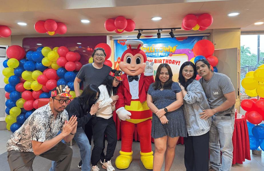 Friends at Jollibee